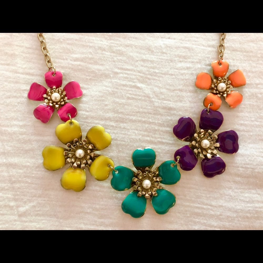 Flower necklace